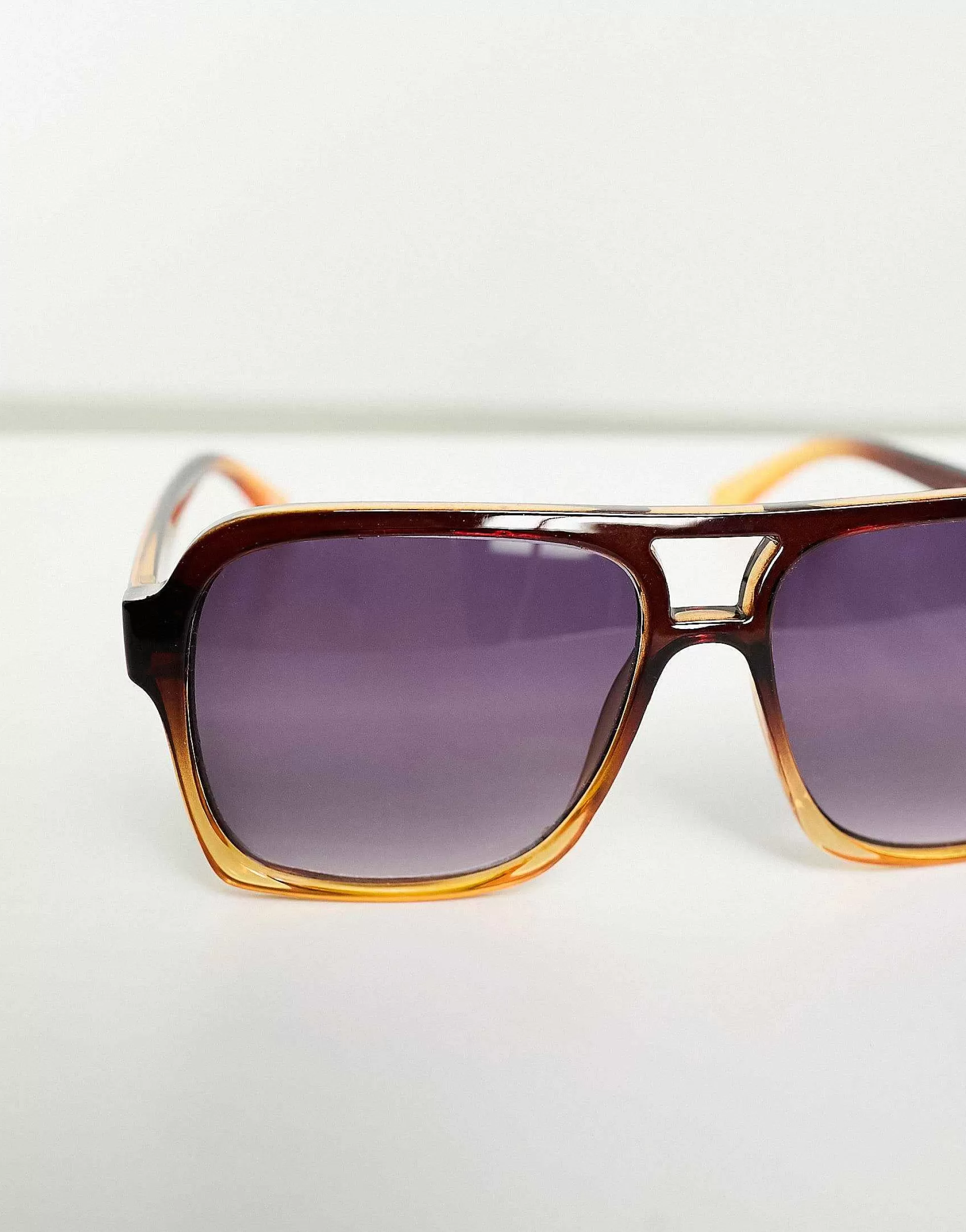 Men DESIGN 70'S Aviator Sunglasses In Brown Ombre With Purple Lens